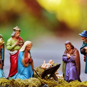 christmas-crib-figures-1060017_1920