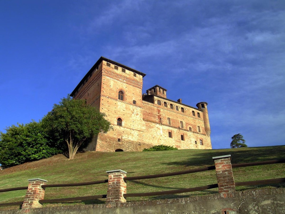 castello di Grinzane Cavour